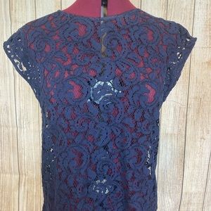Beautiful lace top navy blue LOFT